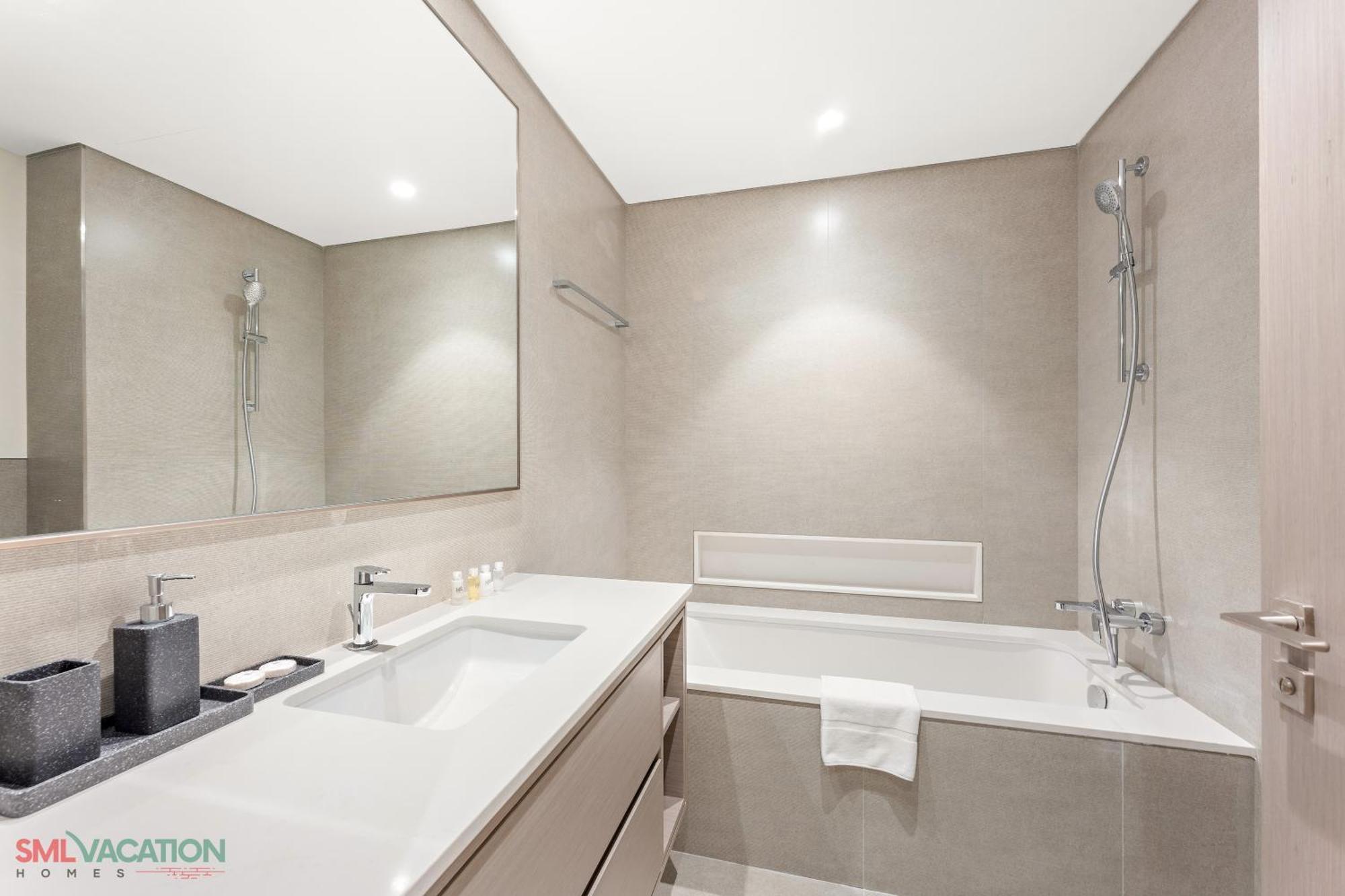 Sml Vacation Homes - Sky High Apartments With Burj Khalifa And Dubai Fountain Views At Grande Signature, Downtown Ντουμπάι Εξωτερικό φωτογραφία